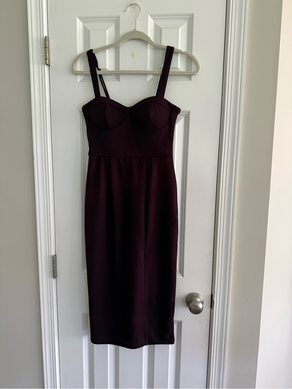 Sleeveless Bustier Midi Dress in Deep Plum